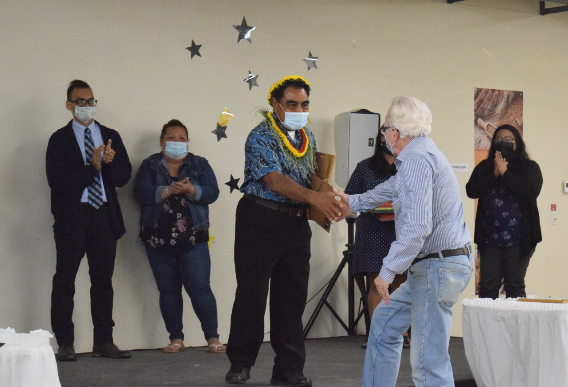 Outstanding PSS teachers, support staff receive awards